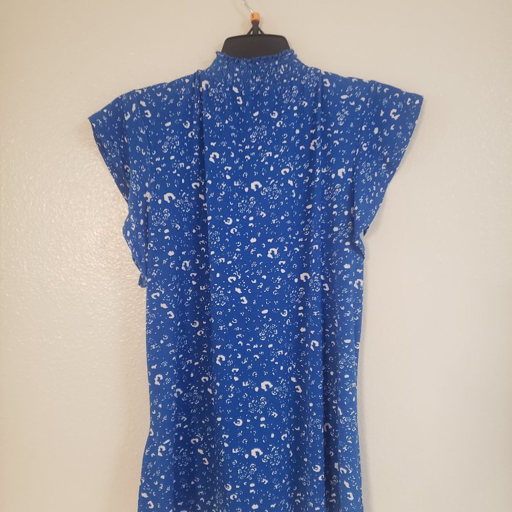 Blue sleevless blouse - Picture 3 of 3